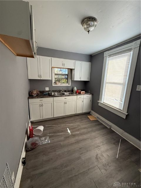 Tiny photo for 76 Vincent Street, Dayton, OH 45405 (MLS # 946163)