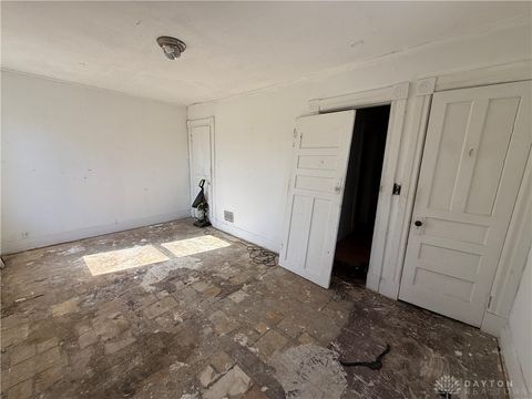 Tiny photo for 76 Vincent Street, Dayton, OH 45405 (MLS # 946163)