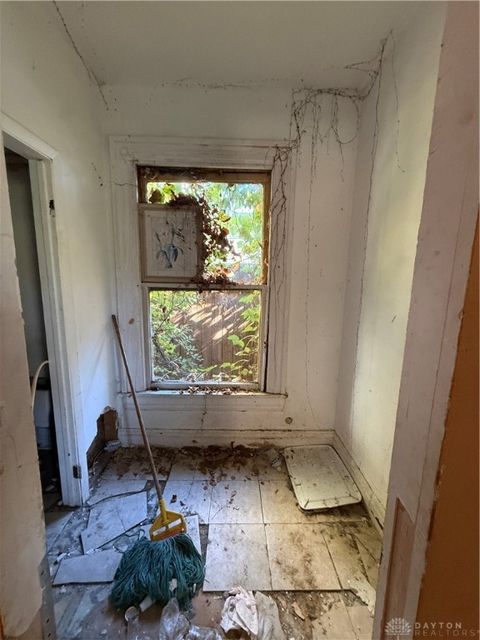 Tiny photo for 76 Vincent Street, Dayton, OH 45405 (MLS # 946163)