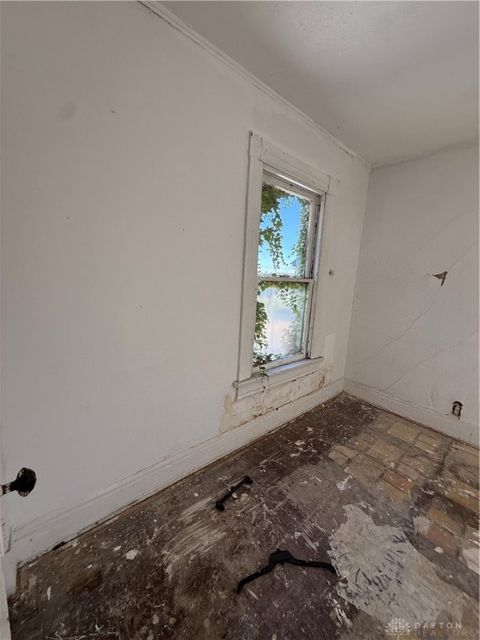 Tiny photo for 76 Vincent Street, Dayton, OH 45405 (MLS # 946163)
