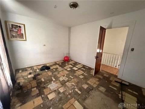 Tiny photo for 76 Vincent Street, Dayton, OH 45405 (MLS # 946163)