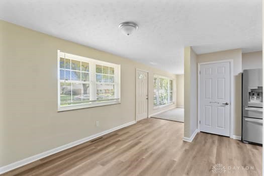 1108 Donson Drive, Kettering, Ohio image 9
