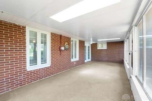 1108 Donson Drive, Kettering, Ohio image 28