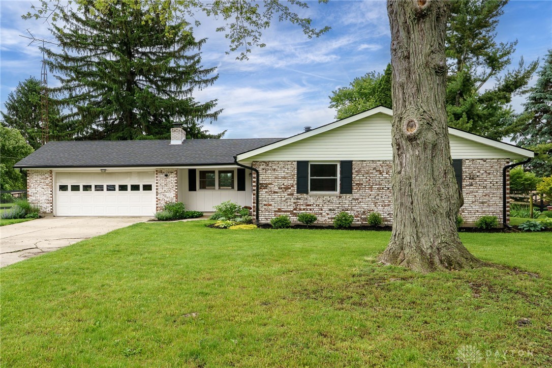 3300 Old Clifton Road, Springfield, Ohio image 3