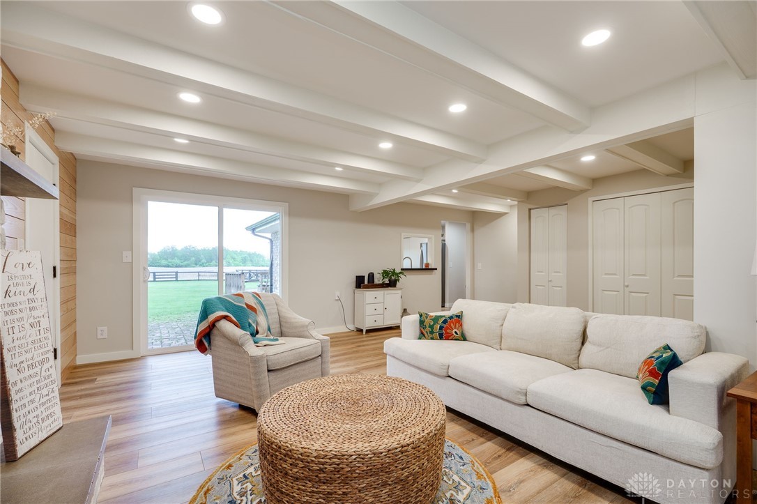 3300 Old Clifton Road, Springfield, Ohio image 10
