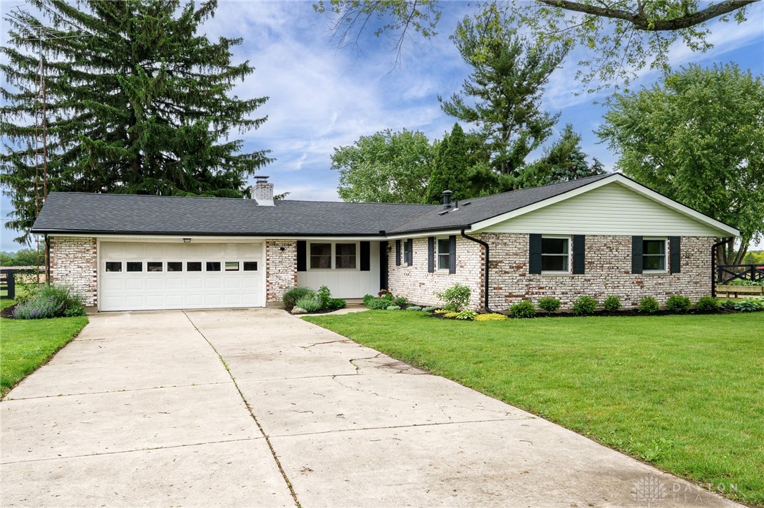 3300 Old Clifton Road, Springfield, Ohio image 2