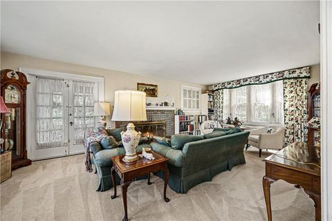 Photo of 3518 Cornell Place, Cincinnati, OH 45220 (MLS # 955400)