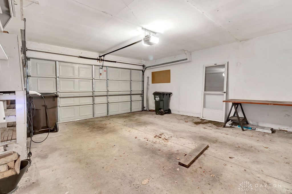 4555 Irelan Street, Dayton, Ohio image 22