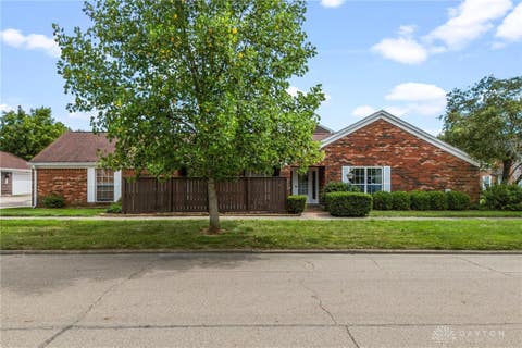 Condo For Sale - 2222 Barclay Court<br/> Fairborn, OH 45324