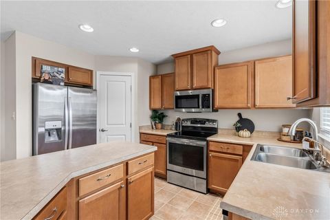 Tiny photo for 1415 Artesian Lane, Fairborn, OH 45324 (MLS # 944097)