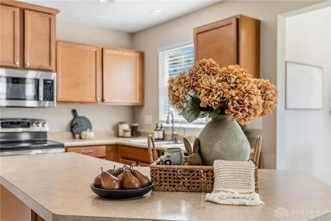 Tiny photo for 1415 Artesian Lane, Fairborn, OH 45324 (MLS # 944097)