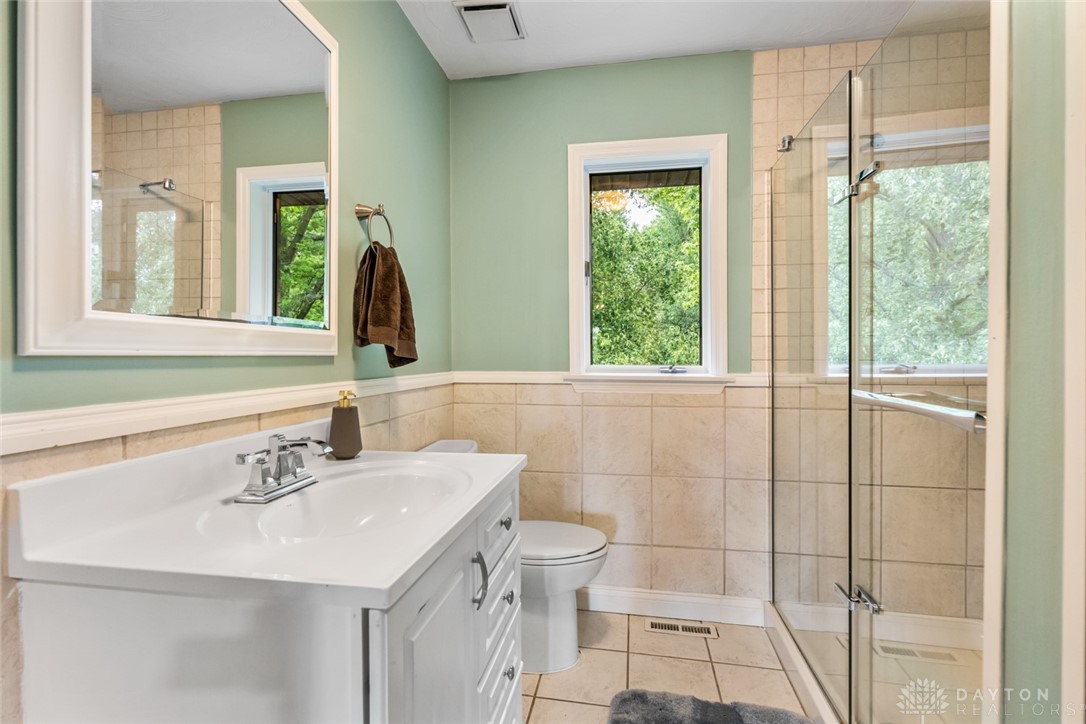 5561 Benner Road, Miamisburg, Ohio image 49