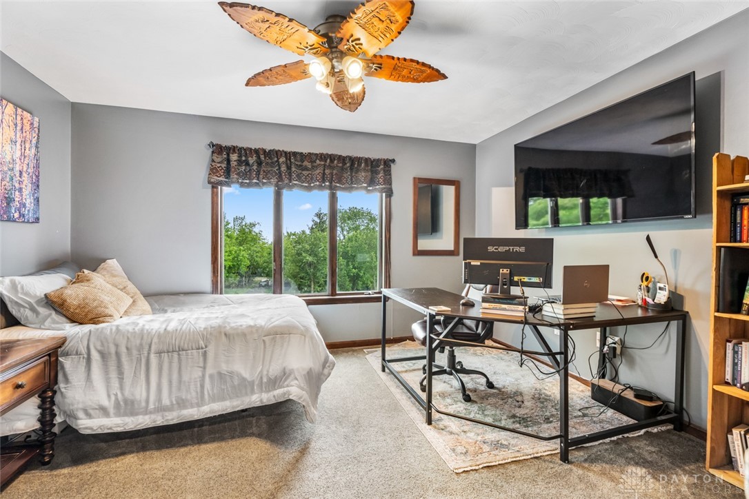 5561 Benner Road, Miamisburg, Ohio image 40
