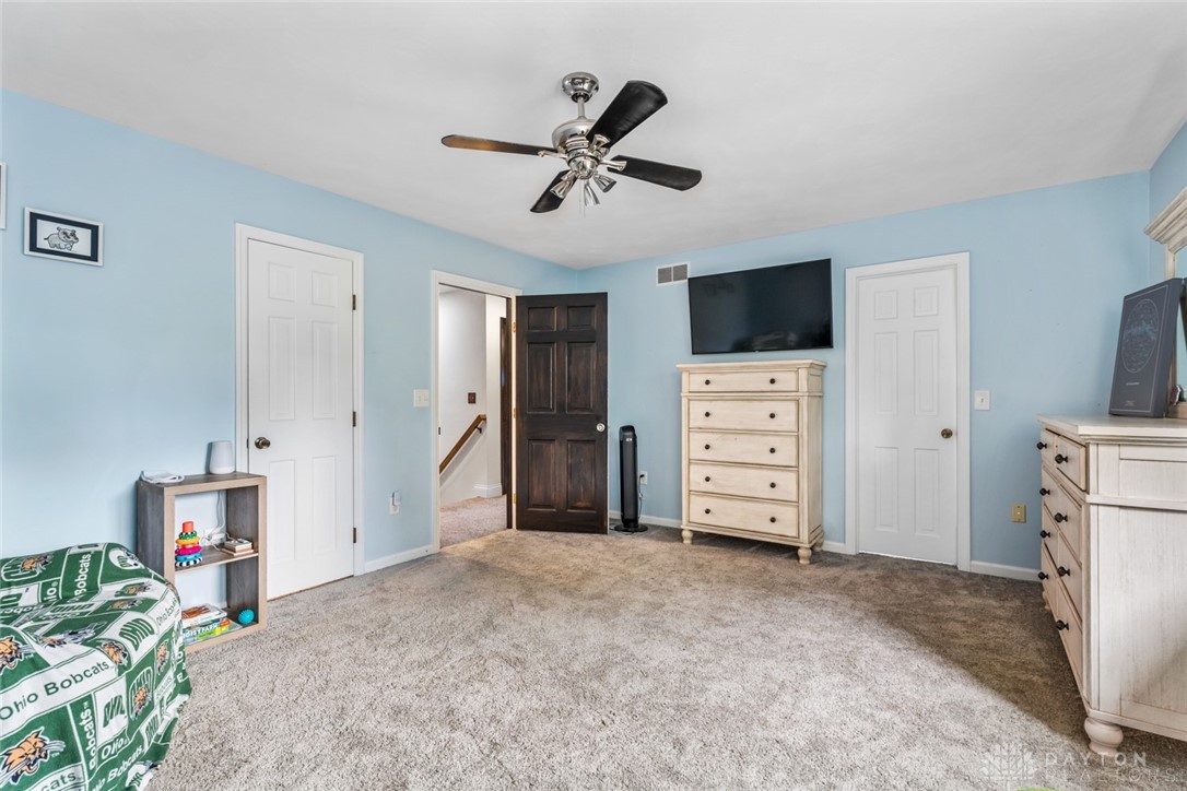 5561 Benner Road, Miamisburg, Ohio image 43