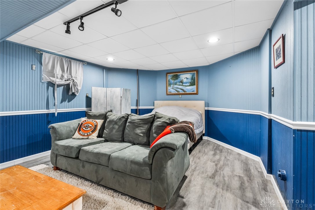 5561 Benner Road, Miamisburg, Ohio image 38