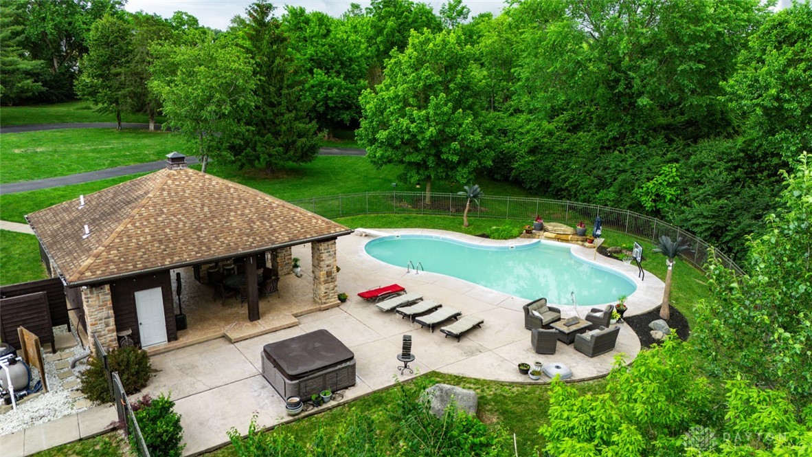 5561 Benner Road, Miamisburg, Ohio image 11
