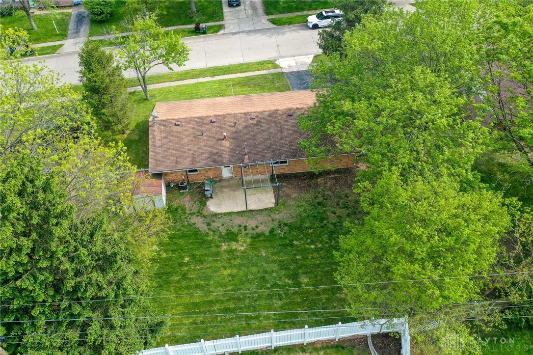 331 Woodlawn Drive, Fairborn, Ohio image 38