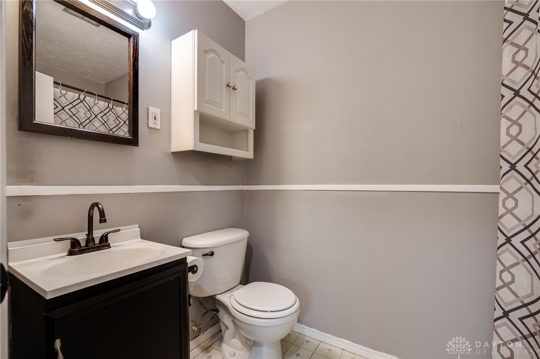 331 Woodlawn Drive, Fairborn, Ohio image 22