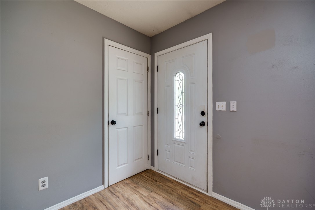 331 Woodlawn Drive, Fairborn, Ohio image 6