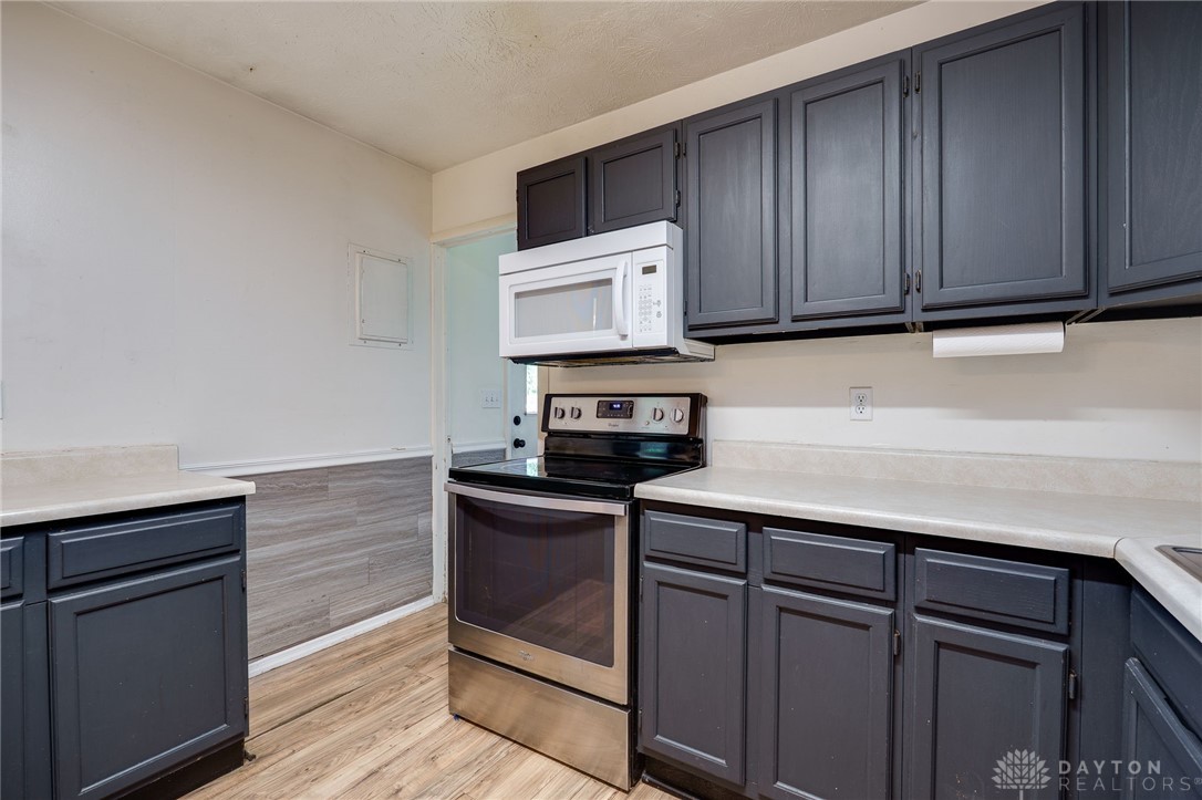 331 Woodlawn Drive, Fairborn, Ohio image 17