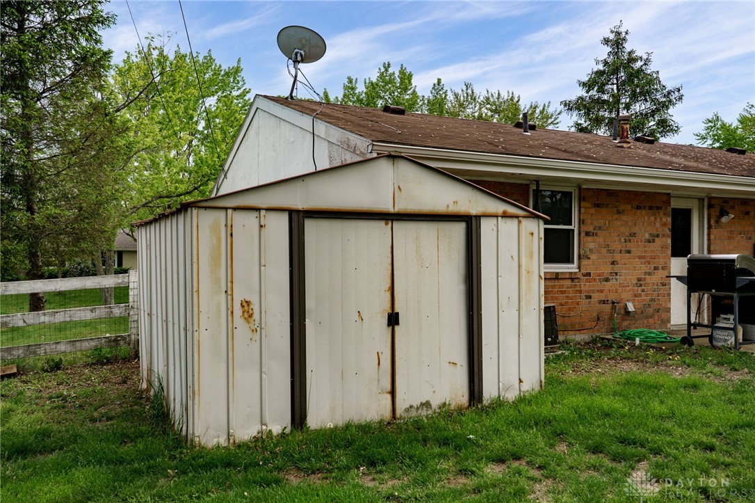 331 Woodlawn Drive, Fairborn, Ohio image 28