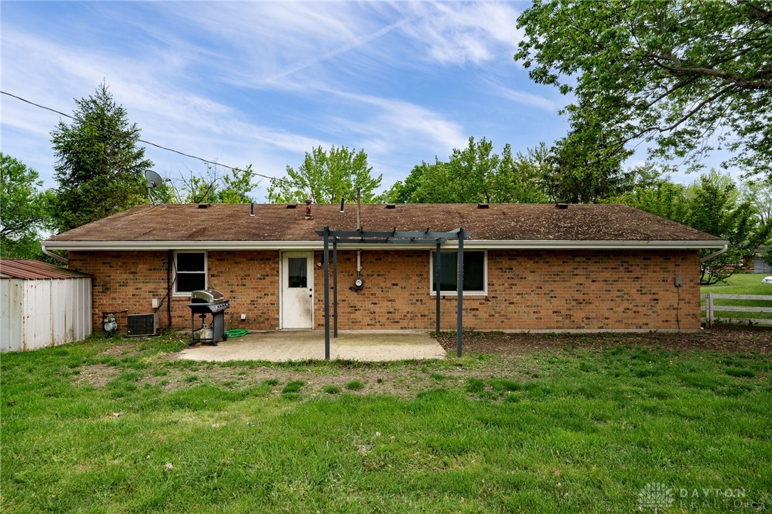 331 Woodlawn Drive, Fairborn, Ohio image 32