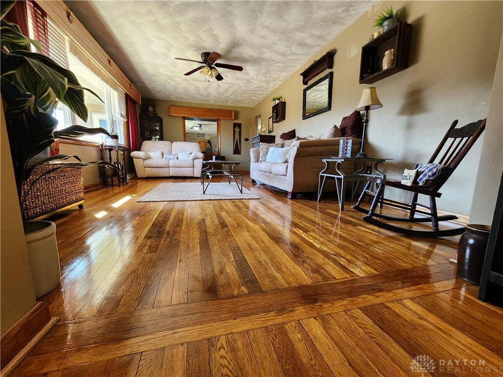 834 Young Street, Piqua, Ohio image 6