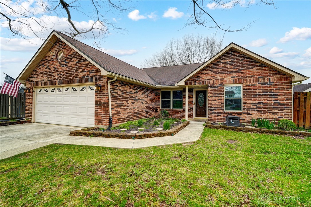 8760 Candlestick Lane, Dayton, Ohio image 1