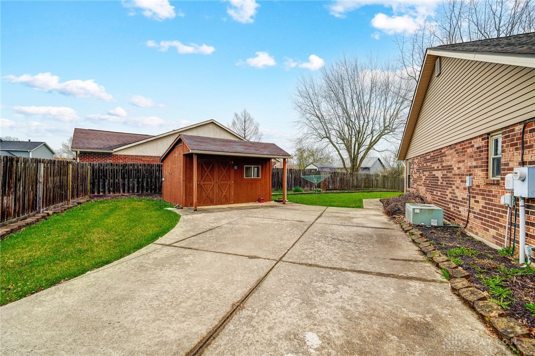 8760 Candlestick Lane, Dayton, Ohio image 26