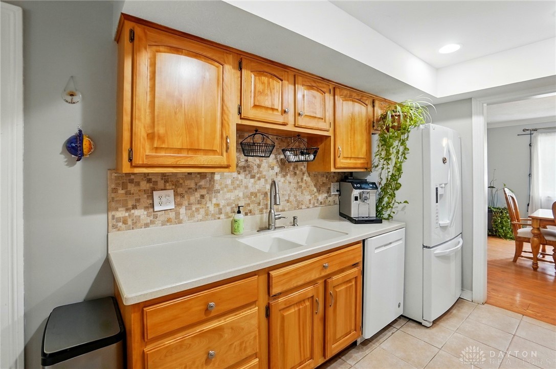 620 Talowood Drive, Beavercreek, Ohio image 14