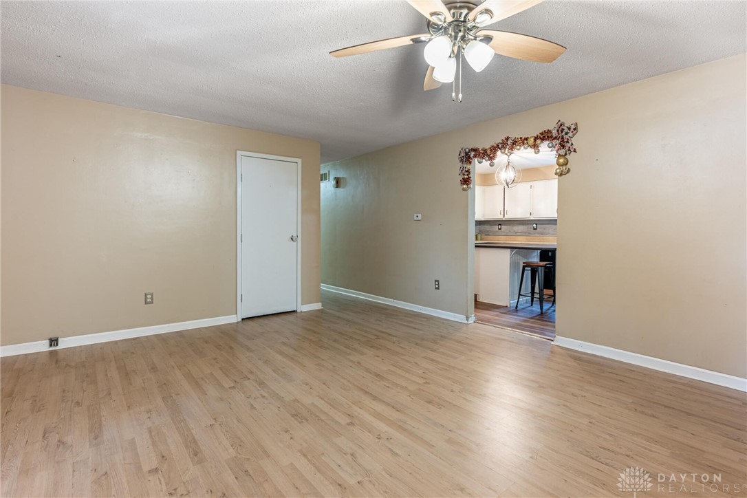 722 Dwight Road, Springfield, Ohio image 2