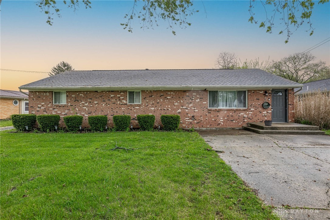 722 Dwight Road, Springfield, Ohio image 28
