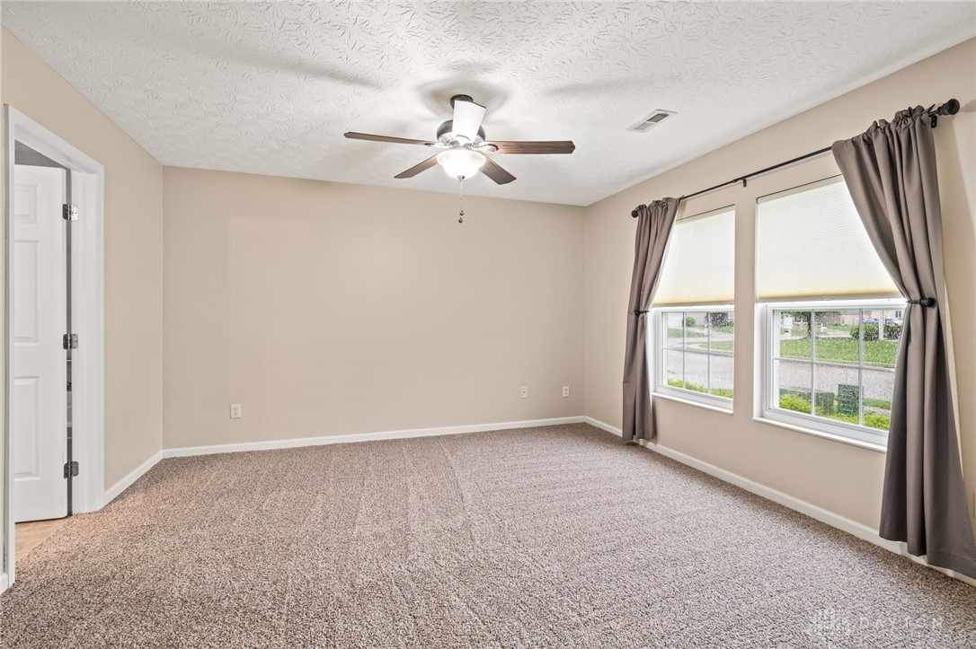 2750 Twin Lakes Drive, Troy, Ohio image 18