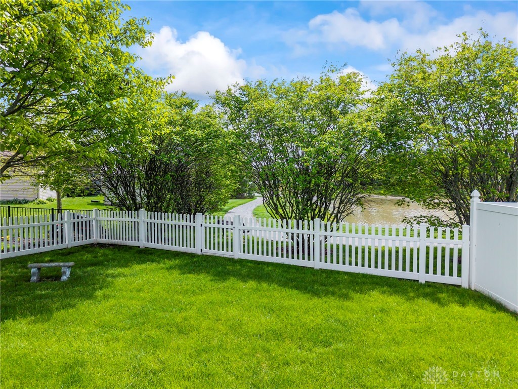 2750 Twin Lakes Drive, Troy, Ohio image 44