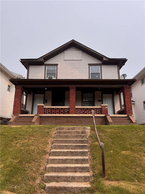 Multifamily For Sale - 83 W Hudson Avenue<br/> Dayton, OH 45405