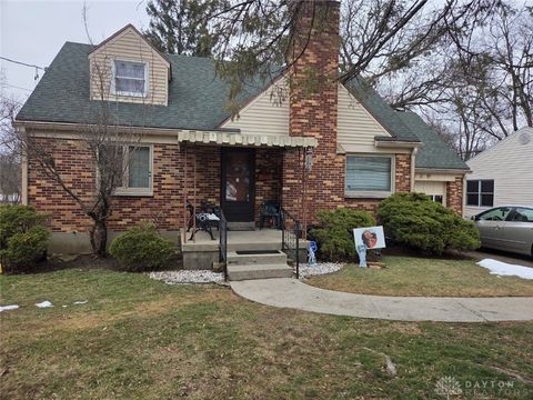 Photo of 329 Anniston Drive, Dayton, OH 45415 (MLS # 952923)