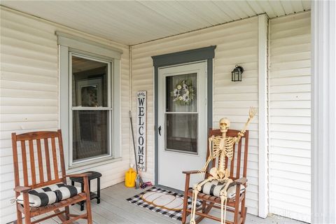 Tiny photo for 110 W Mound Street, South Charleston, OH 45368 (MLS # 947062)