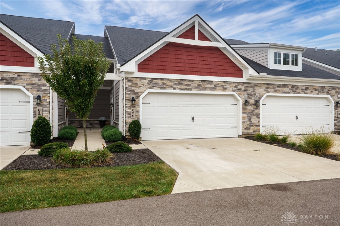 Beavercreek, Ohio 45430, United States, 2 Bedrooms Bedrooms, ,3 BathroomsBathrooms,Residential,Active,218910