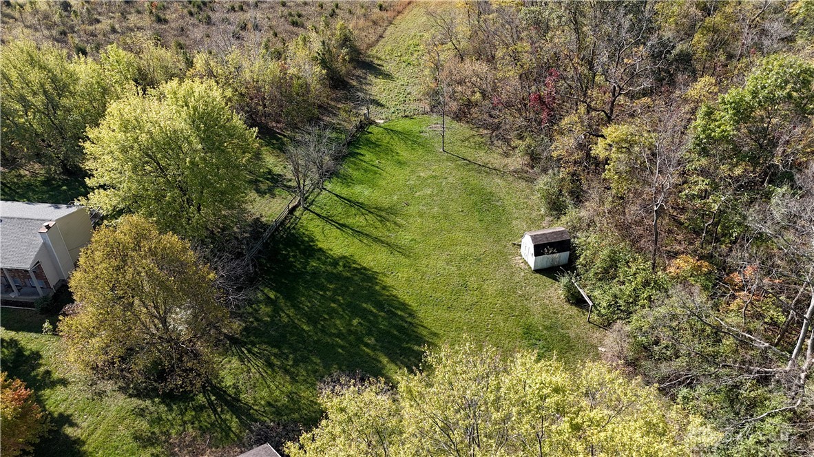 10111 Forestedge Lane, Miamisburg, Ohio image 32