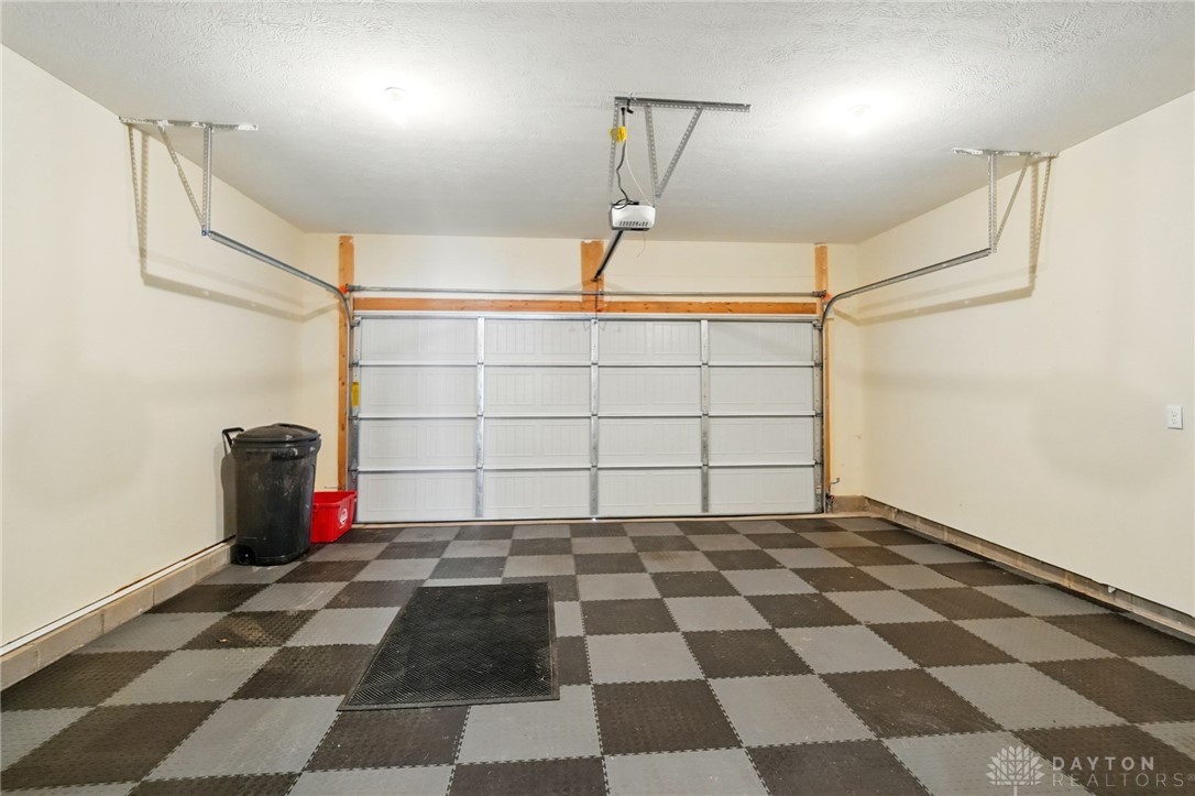 641 Angler Court, Beavercreek, Ohio image 25