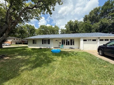Photo of 4831 Free Pike, Dayton, OH 45416 (MLS # 940985)