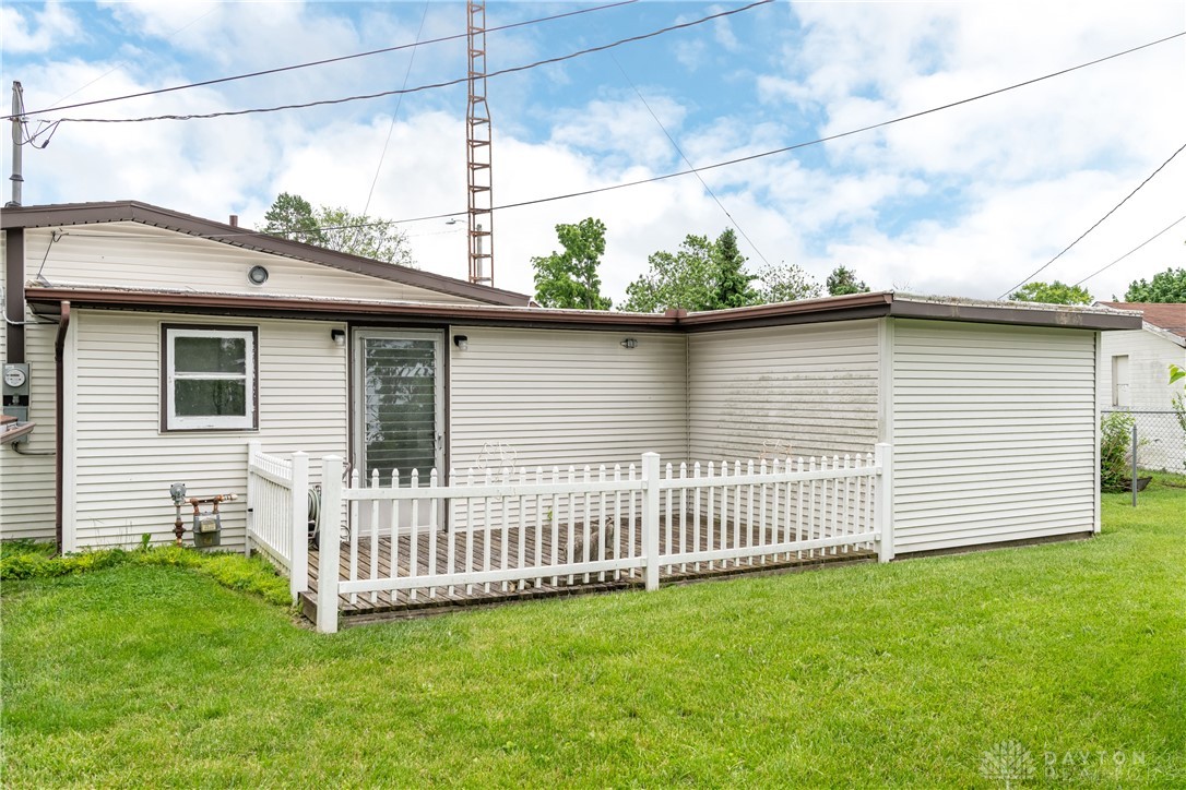 903 Kennison Avenue, New Carlisle, Ohio image 27