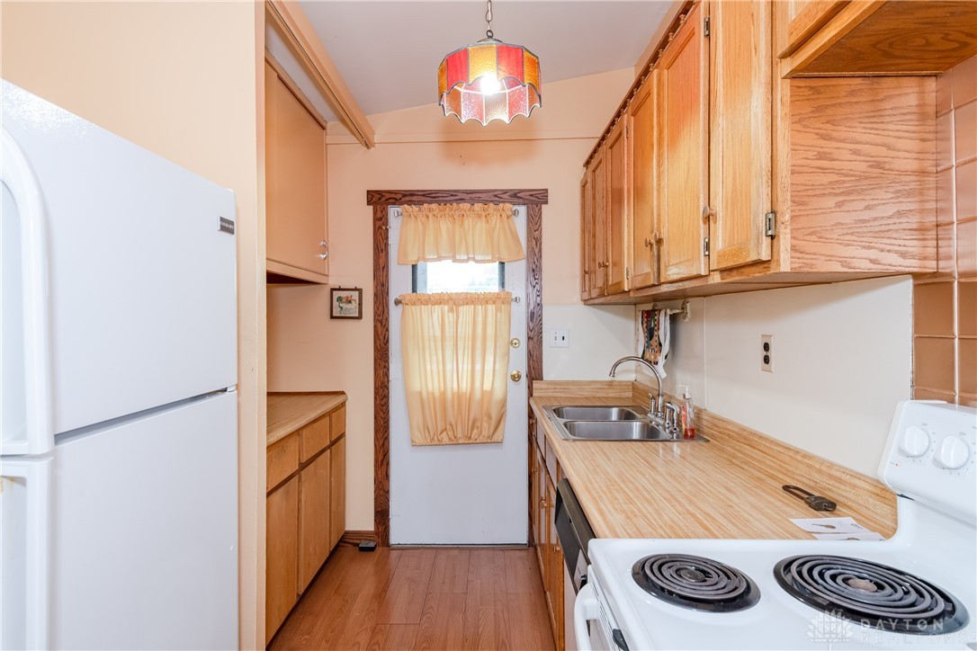 903 Kennison Avenue, New Carlisle, Ohio image 12