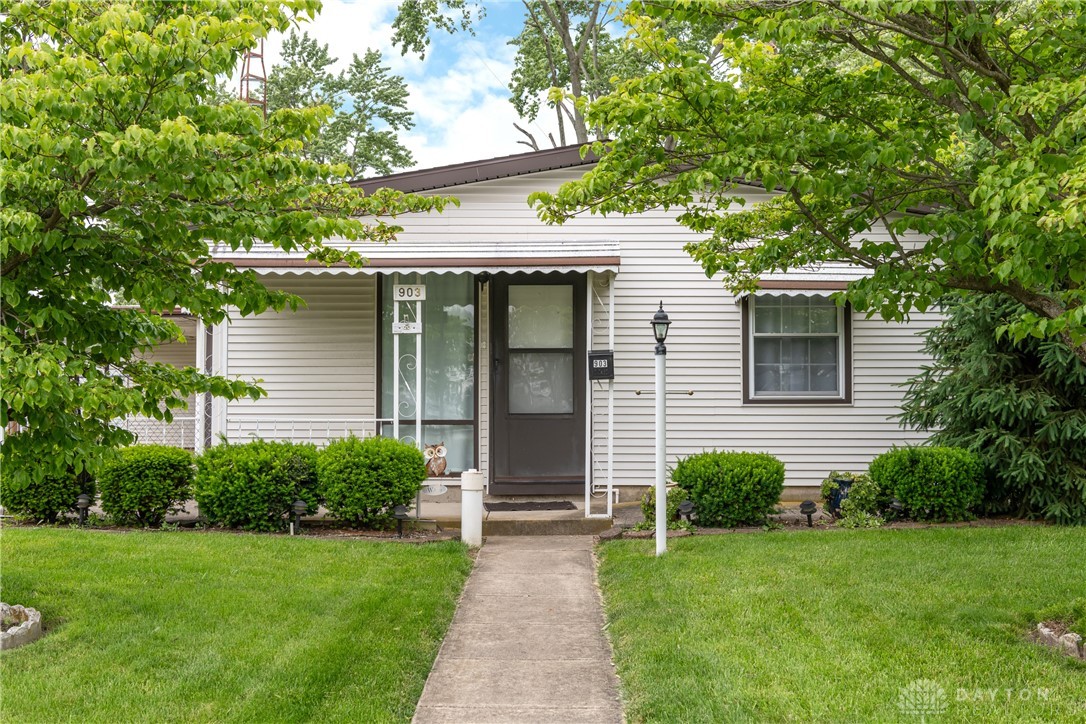 903 Kennison Avenue, New Carlisle, Ohio image 2