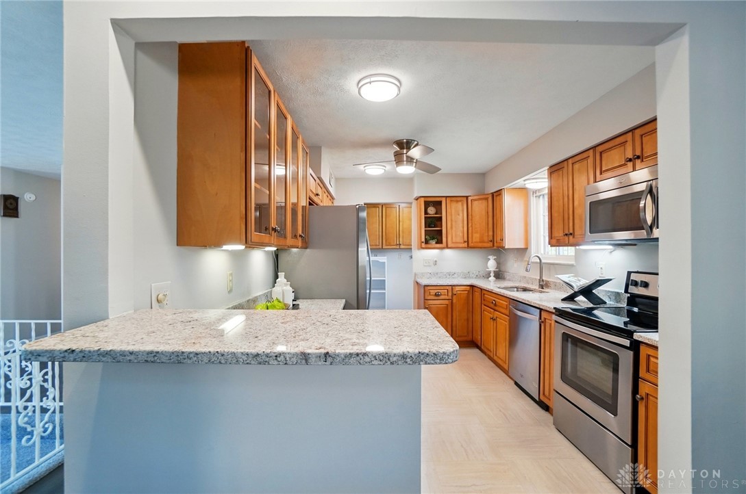 3594 Knollwood Drive, Beavercreek, Ohio image 14
