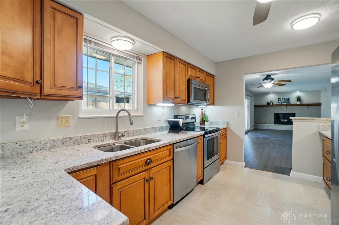 3594 Knollwood Drive, Beavercreek, Ohio image 19