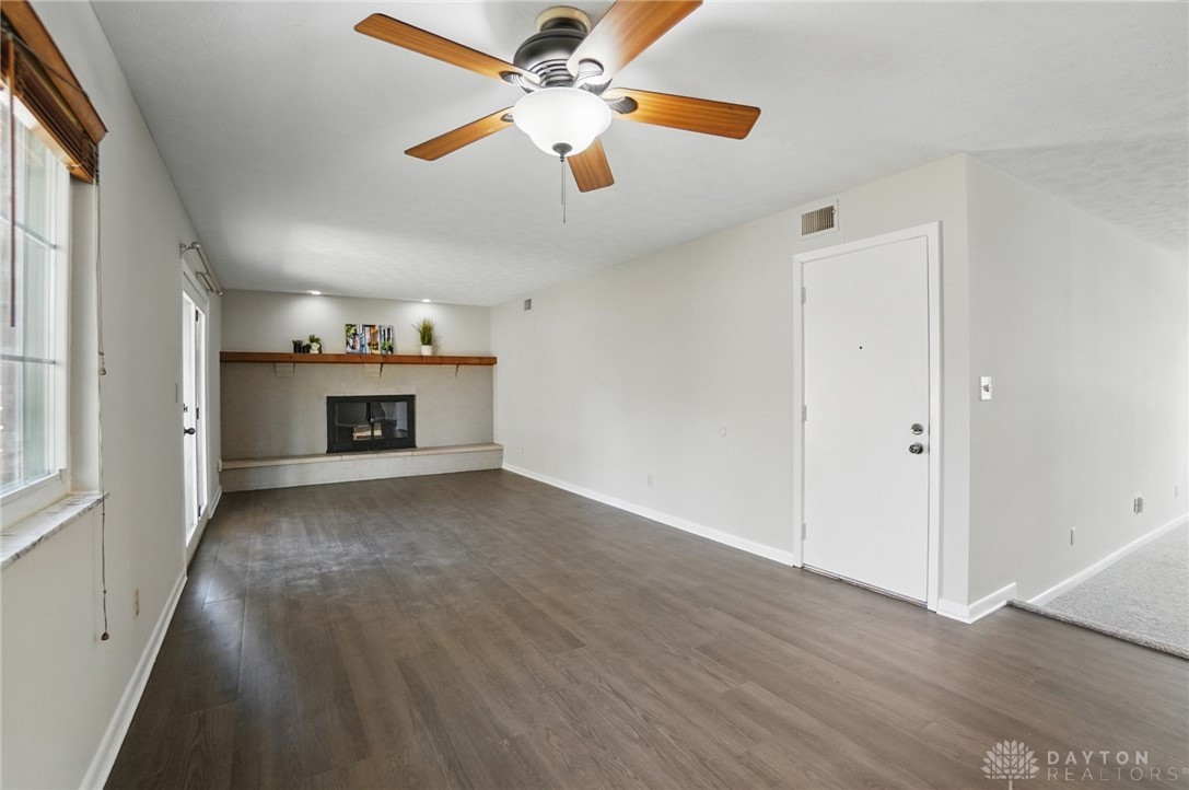 3594 Knollwood Drive, Beavercreek, Ohio image 10