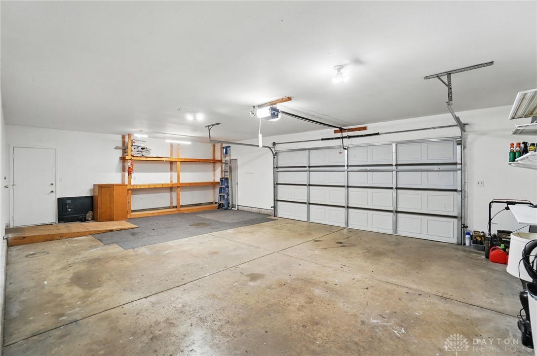 3594 Knollwood Drive, Beavercreek, Ohio image 32
