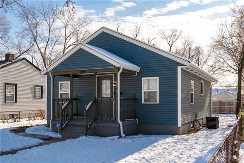 Photo of 314 Smith Street, Dayton, OH 45417 (MLS # 948925)