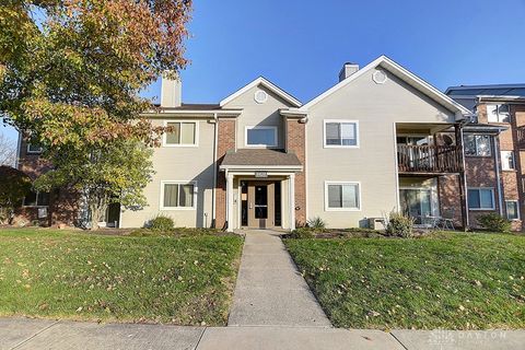 Photo of 6620 Green Branch Drive #8, Centerville, OH 45459 (MLS # 947998)